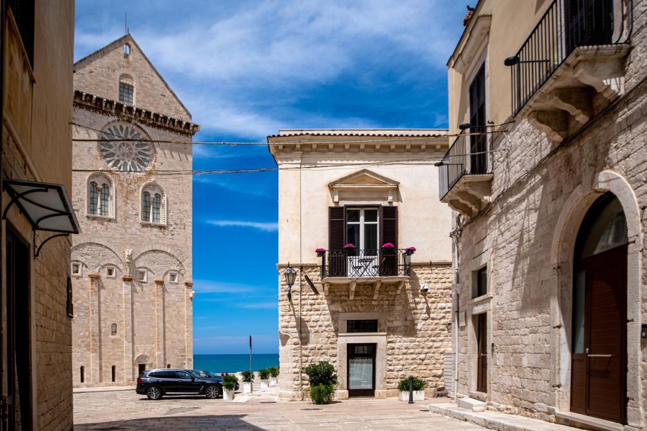 Dogane Rooms Trani Exterior photo